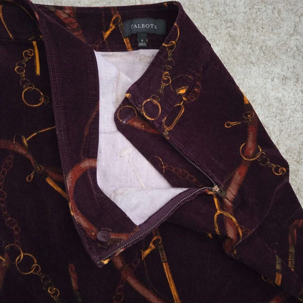 Talbots Womens Burgundy Corduroy Equestrian Chain Print Mini Skirt Size 6